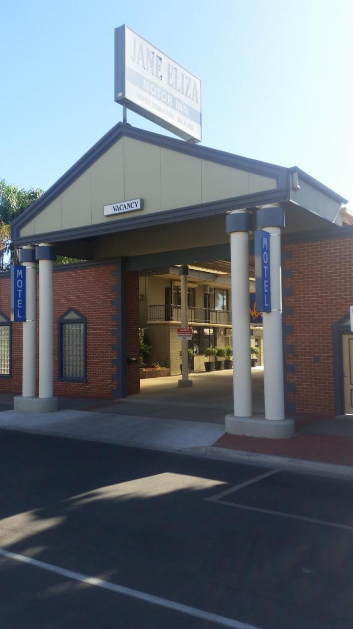 Jane Eliza Motor Inn Swan Hill Extérieur photo